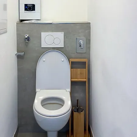 Apartment Stadtapartment, Zentral, Moebliert, Wlan, 4 Personen *